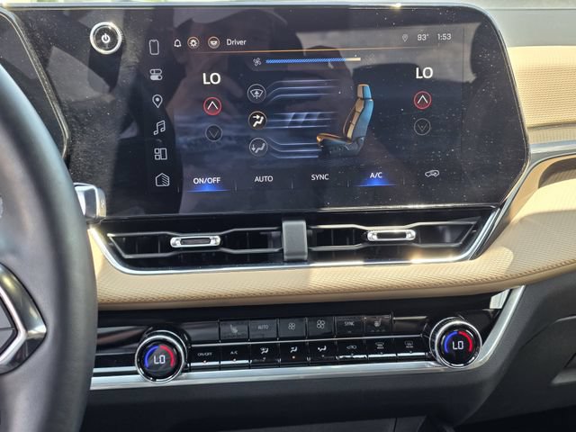 Used 2025 Chevrolet Equinox ACTIV AWD/4WD image 10