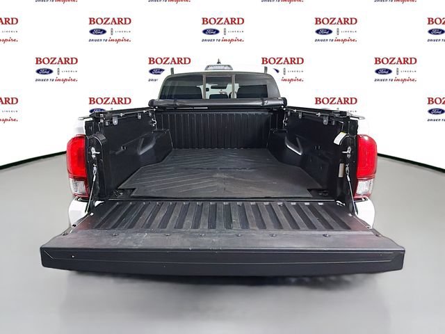 Used 2023 Toyota Tacoma SR AWD/4WD image 28