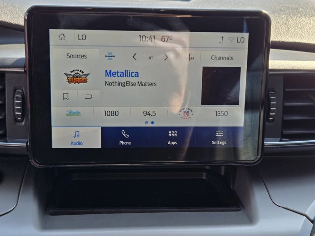 Certified 2022 Ford Explorer XLT w/ Equipment Group 202A image 15