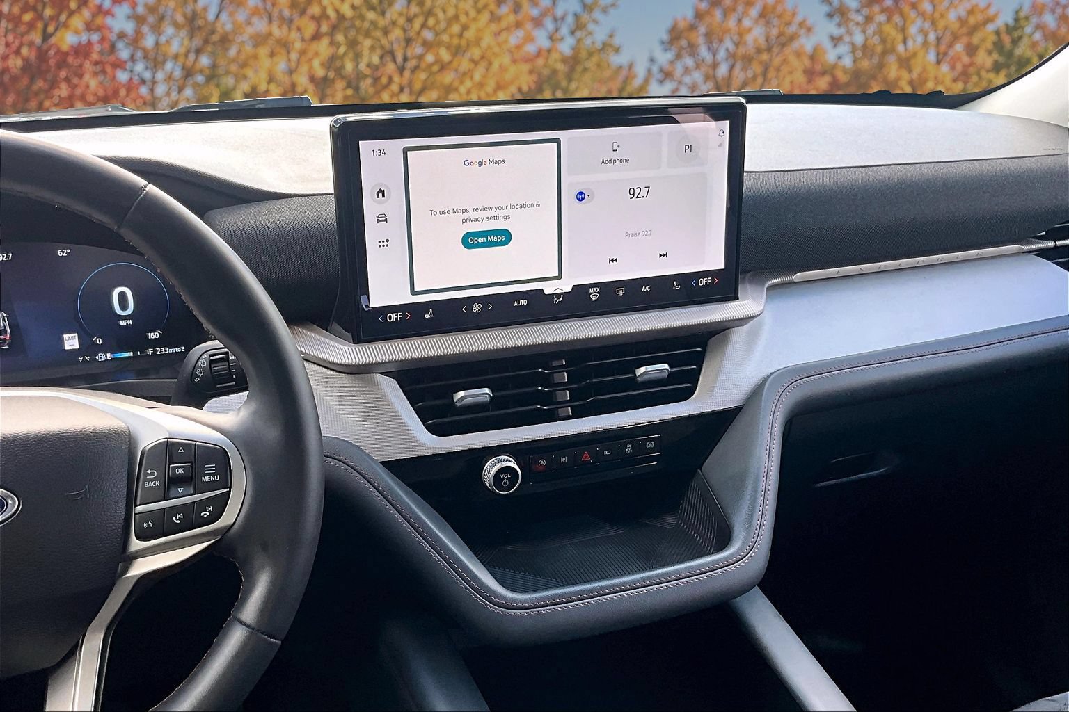 Certified 2025 Ford Explorer Active RWD image 7