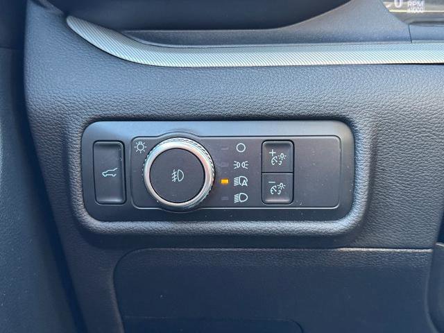 Certified 2022 Ford Explorer XLT w/ Equipment Group 202A image 22