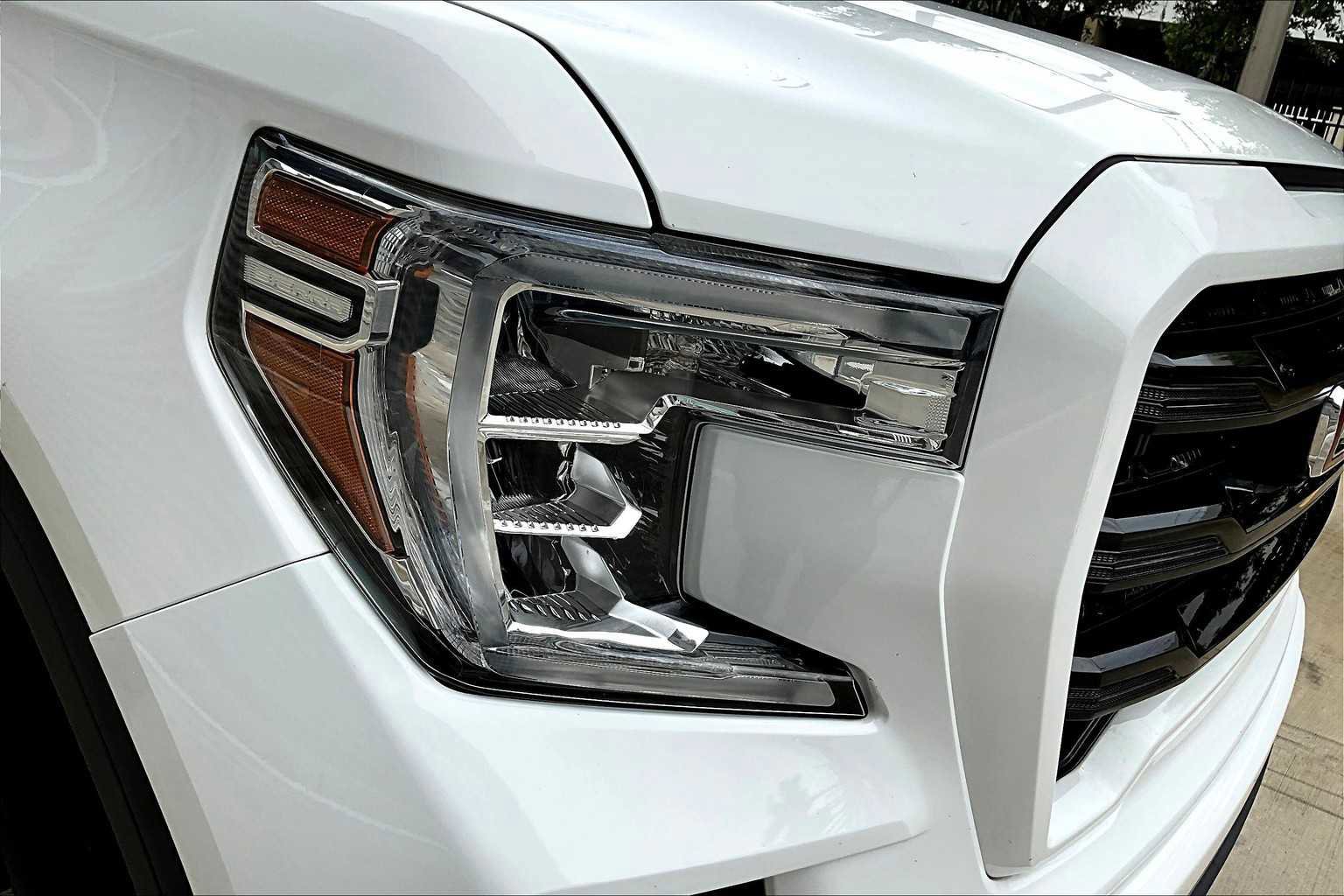 Used 2021 GMC Sierra 1500 Elevation image 25