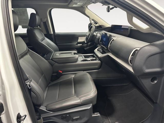 Certified 2025 Ford Expedition Active AWD/4WD image 15