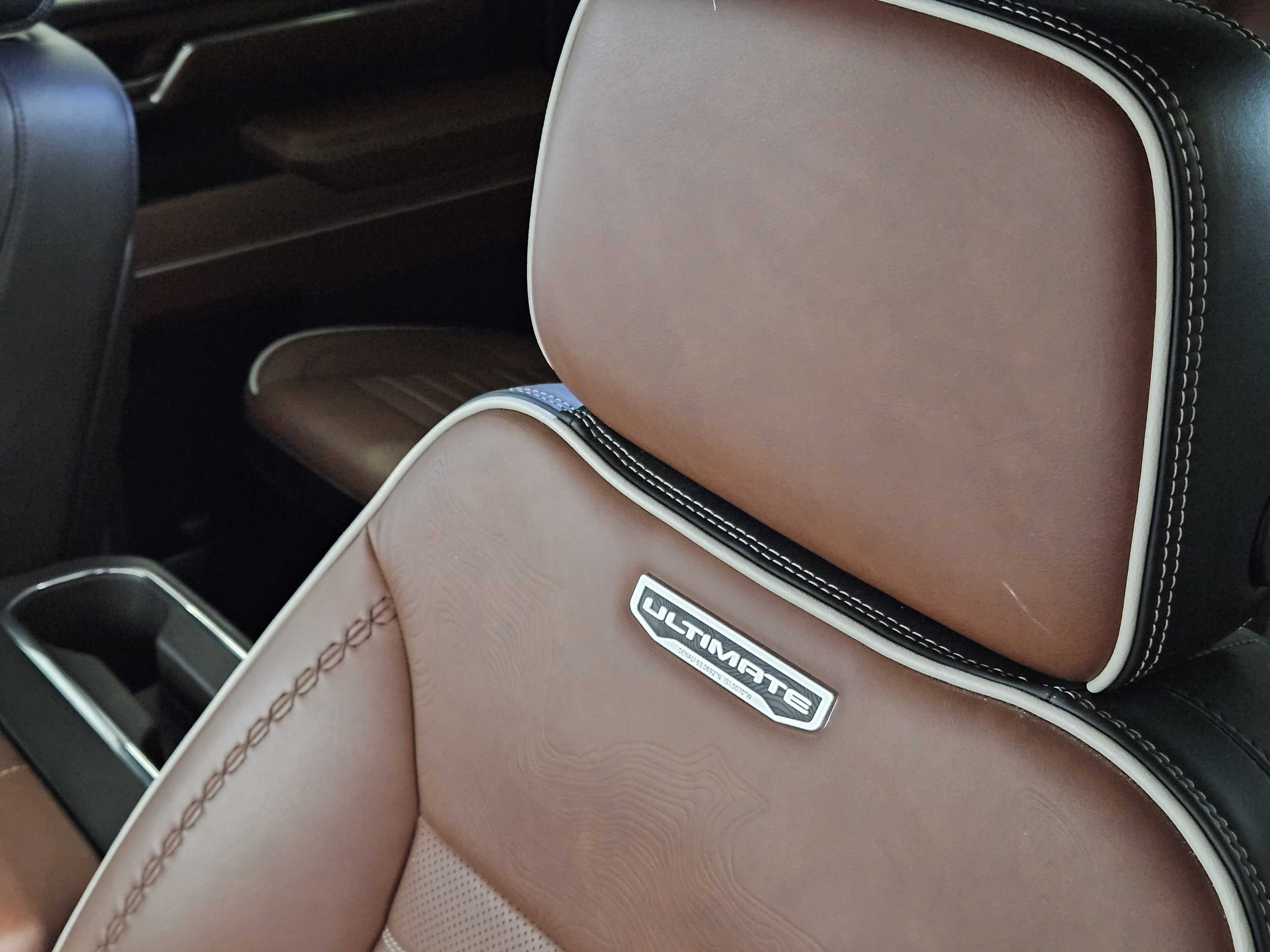 Used 2024 GMC Sierra 2500 Denali Ultimate image 21