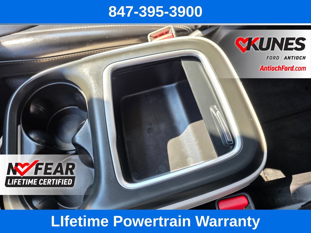 Used 2023 Chrysler Pacifica Touring-L FWD image 31