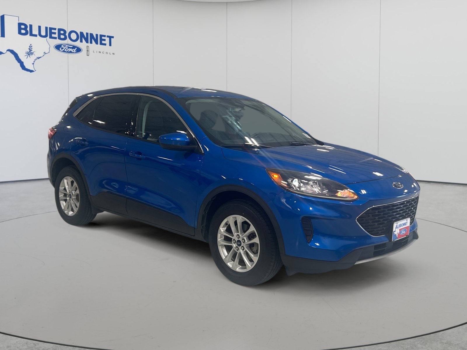 Certified 2021 Ford Escape SE AWD/4WD image 3