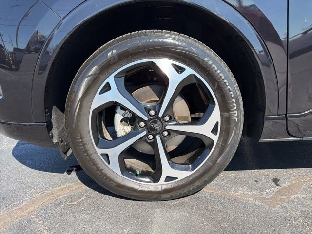Certified 2023 Ford Escape ST-Line Select w/ Tech Pack #2 image 11