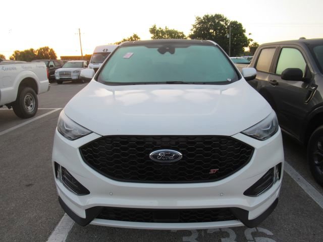 Certified 2023 Ford Edge ST w/ Equipment Group 401A AWD/4WD image 2