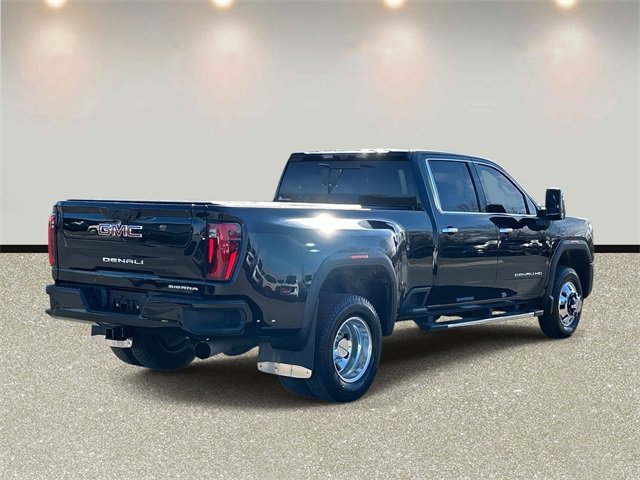 Used 2024 GMC Sierra 3500 Denali w/ Denali Reserve Package image 5
