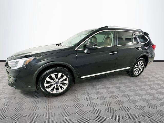 Used 2018 Subaru Outback 3.6R Touring video 2