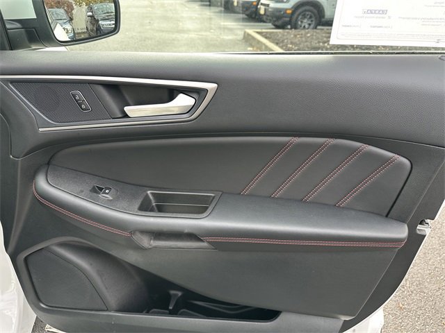 Certified 2024 Ford Edge ST-Line image 37