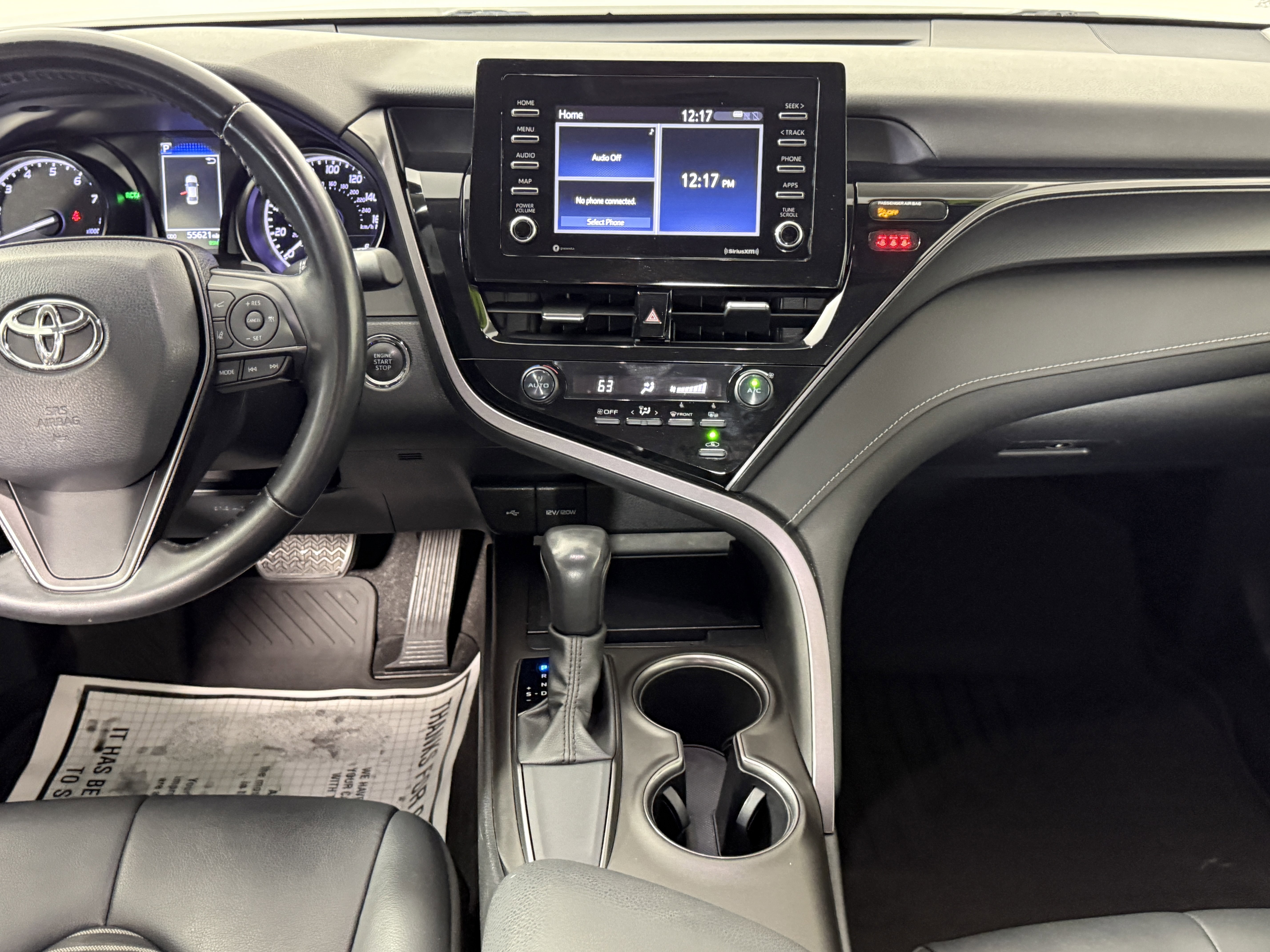 Used 2021 Toyota Camry SE w/ Convenience Package image 12