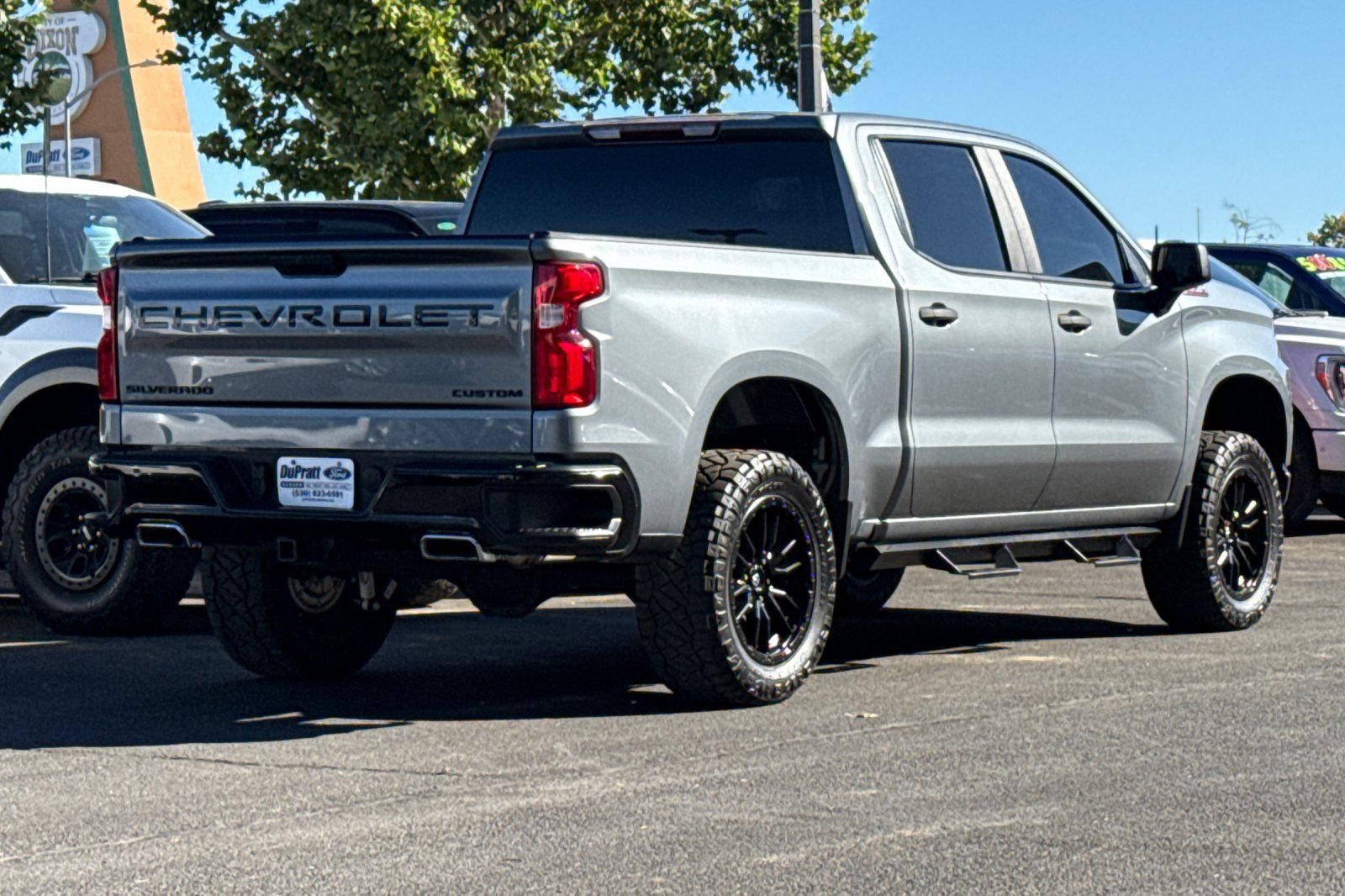 Used 2020 Chevrolet Silverado 1500 Custom Trail Boss w/ Infotainment Package AWD/4WD image 4