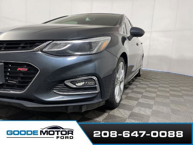 Used 2017 Chevrolet Cruze Premier image 2