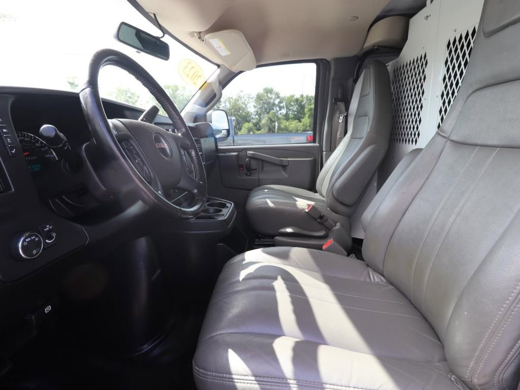Used 2023 GMC Savana 2500 Extended w/ Driver Convenience Package RWD image 2
