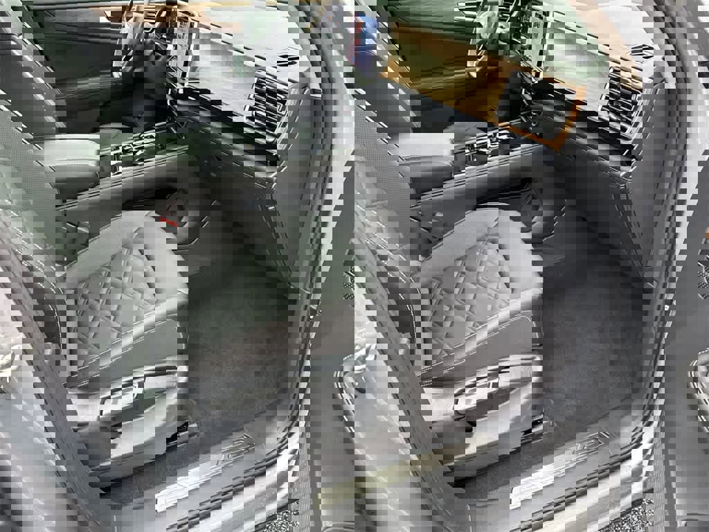 Used 2024 Volkswagen Atlas SE image 13