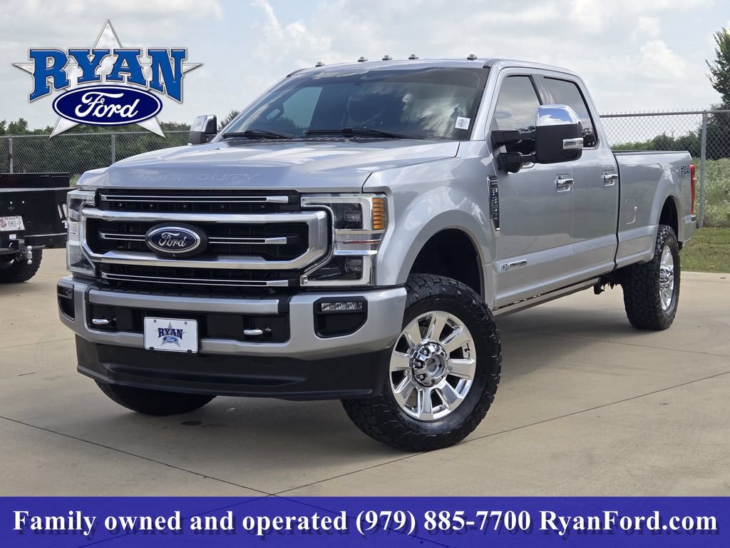 Certified 2022 Ford F350 Platinum w/ FX4 Off-Road Package AWD/4WD image 1