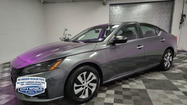 Used 2025 Nissan Altima 2.5 S FWD image 4