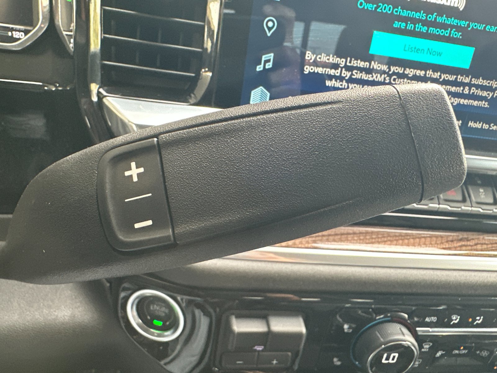 Used 2024 Chevrolet Silverado 2500 LT image 20