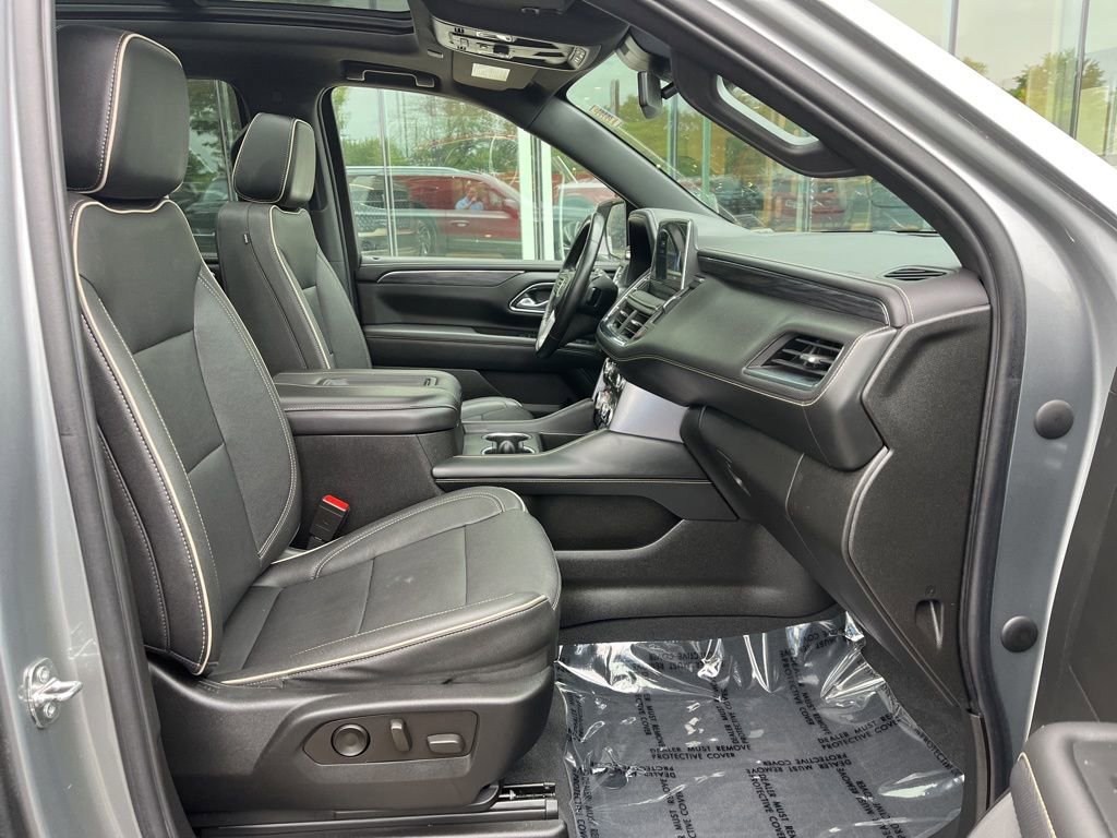 Used 2023 GMC Yukon SLT AWD/4WD image 23