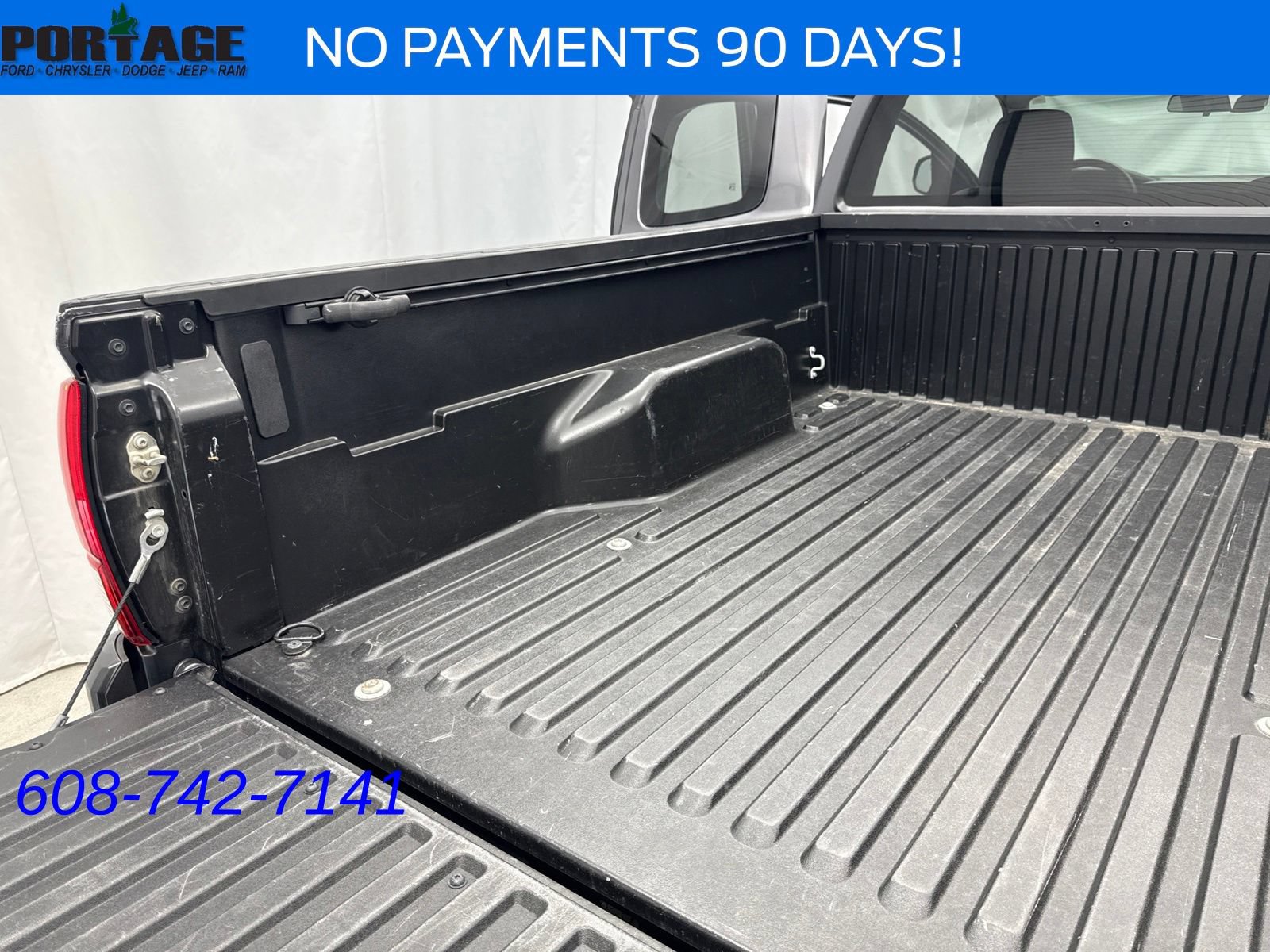 Used 2020 Toyota Tacoma SR AWD/4WD image 31