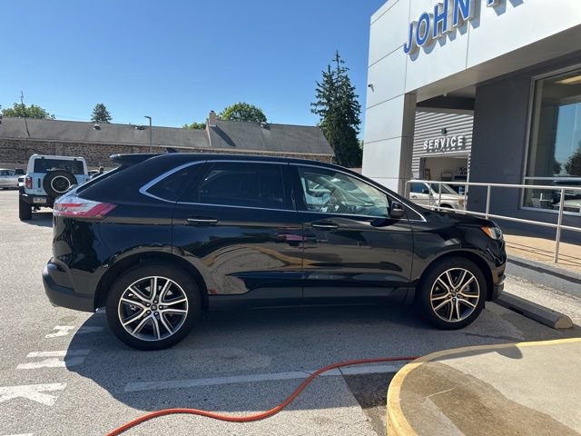 Certified 2024 Ford Edge Titanium AWD/4WD image 16