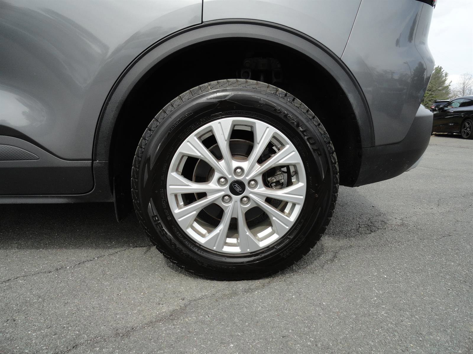 Certified 2023 Ford Escape Active AWD/4WD image 9