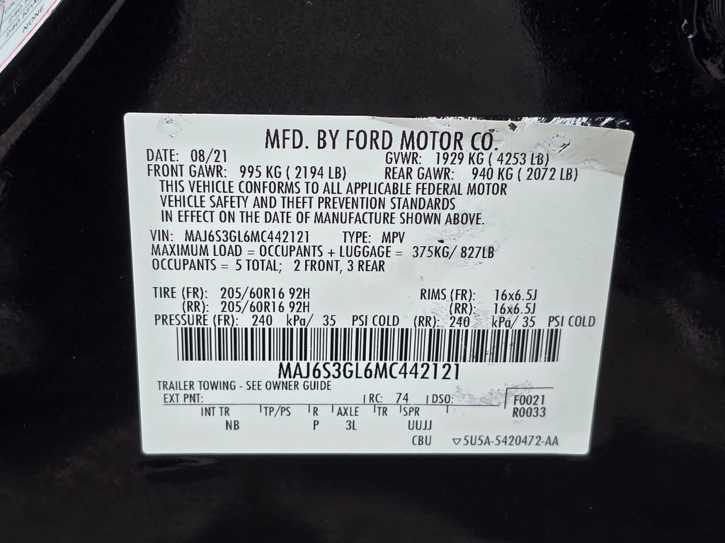 Certified 2021 Ford EcoSport SE w/ Interior Protection Package AWD/4WD image 32