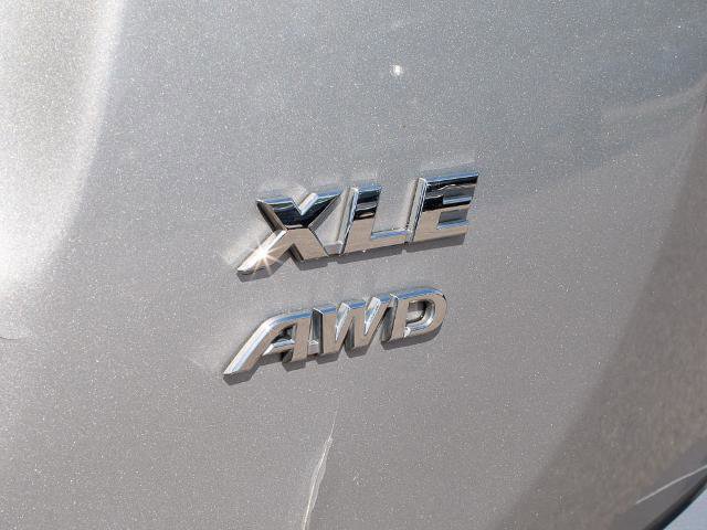 Used 2017 Toyota RAV4 XLE w/ Plus Special Value Package AWD/4WD image 11