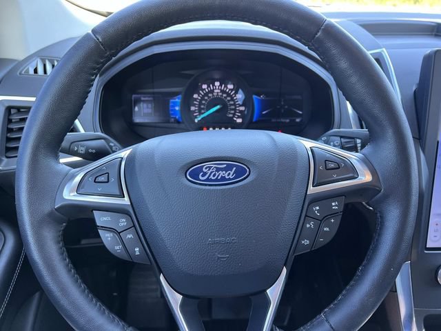 Certified 2023 Ford Edge Titanium w/ Equipment Group 301A AWD/4WD image 22