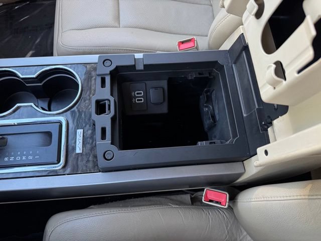 Certified 2017 Ford Expedition Limited AWD/4WD image 21