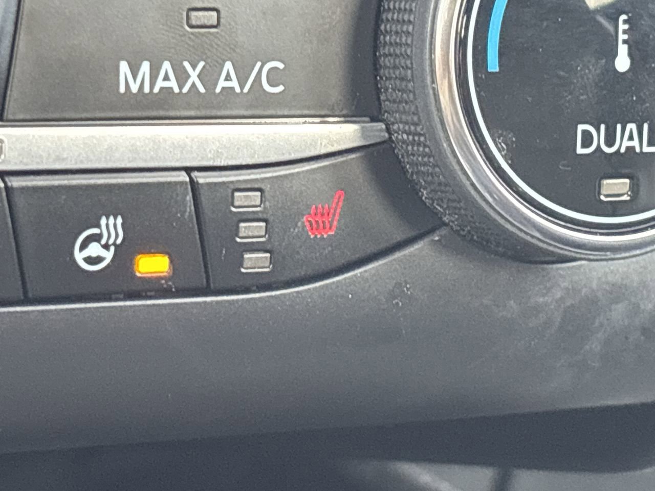 Certified 2023 Ford Escape ST-Line w/ Cold Weather Package image 18