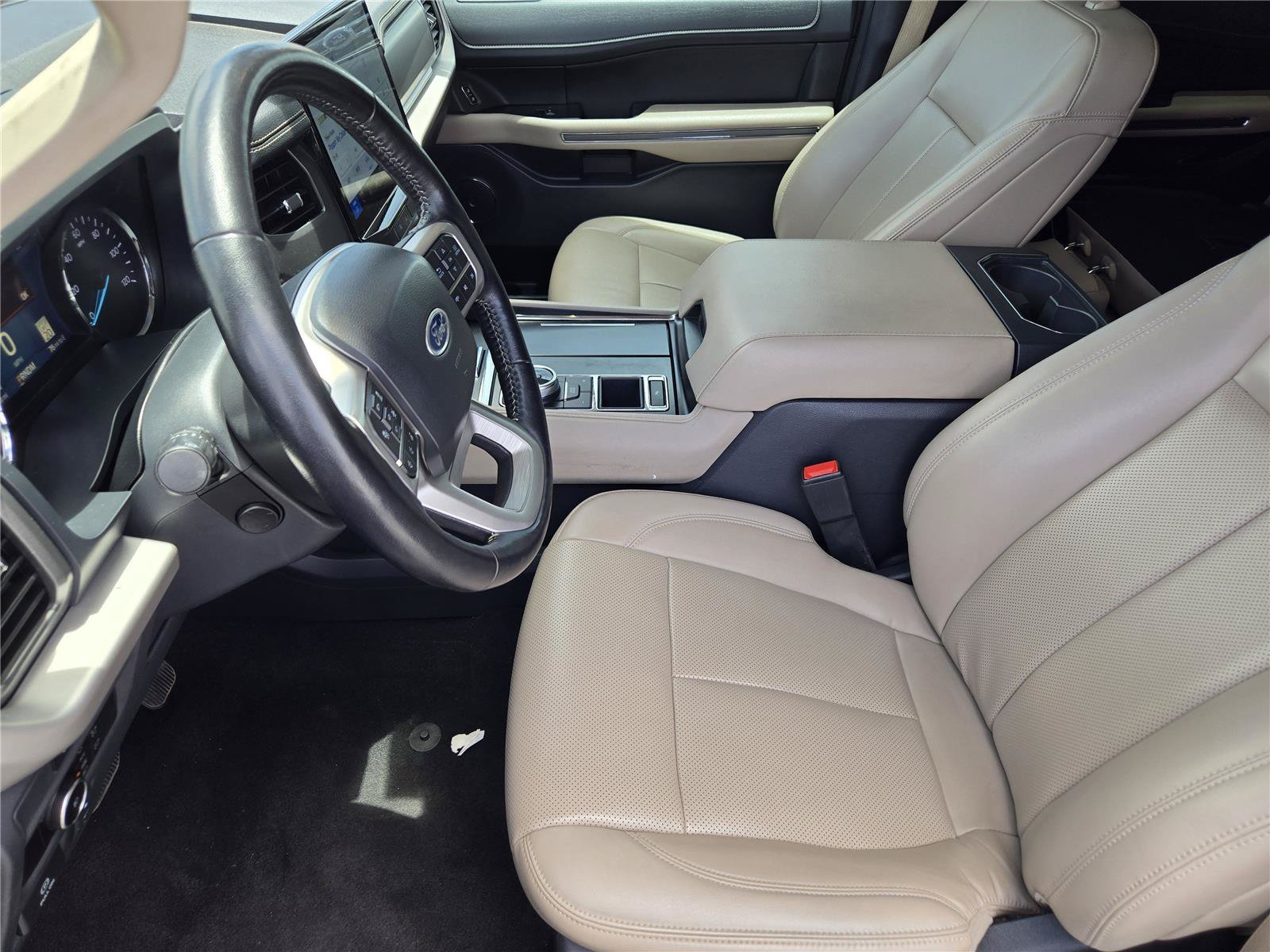 Certified 2023 Ford Expedition XLT RWD image 12