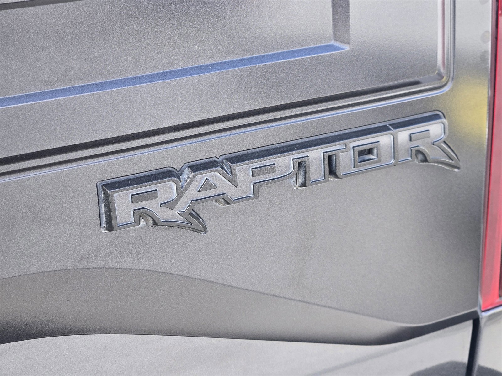 Certified 2018 Ford F150 Raptor w/ Equipment Group 802A Luxury image 11