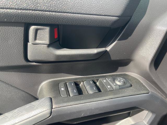 Used 2025 Toyota 4Runner SR5 RWD image 16