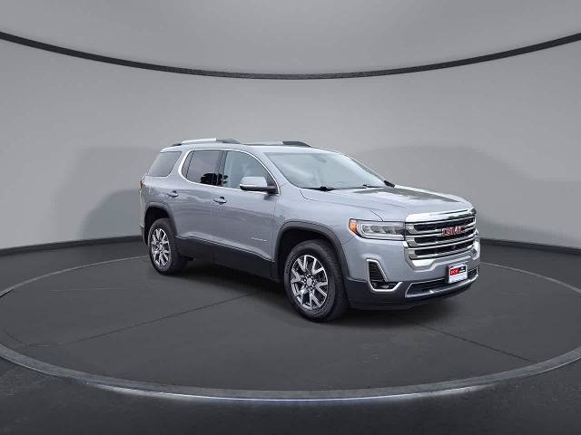 Used 2023 GMC Acadia SLT w/ Technology Package FWD image 2
