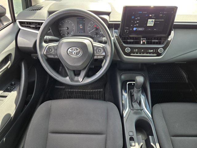 Used 2025 Toyota Corolla LE image 24