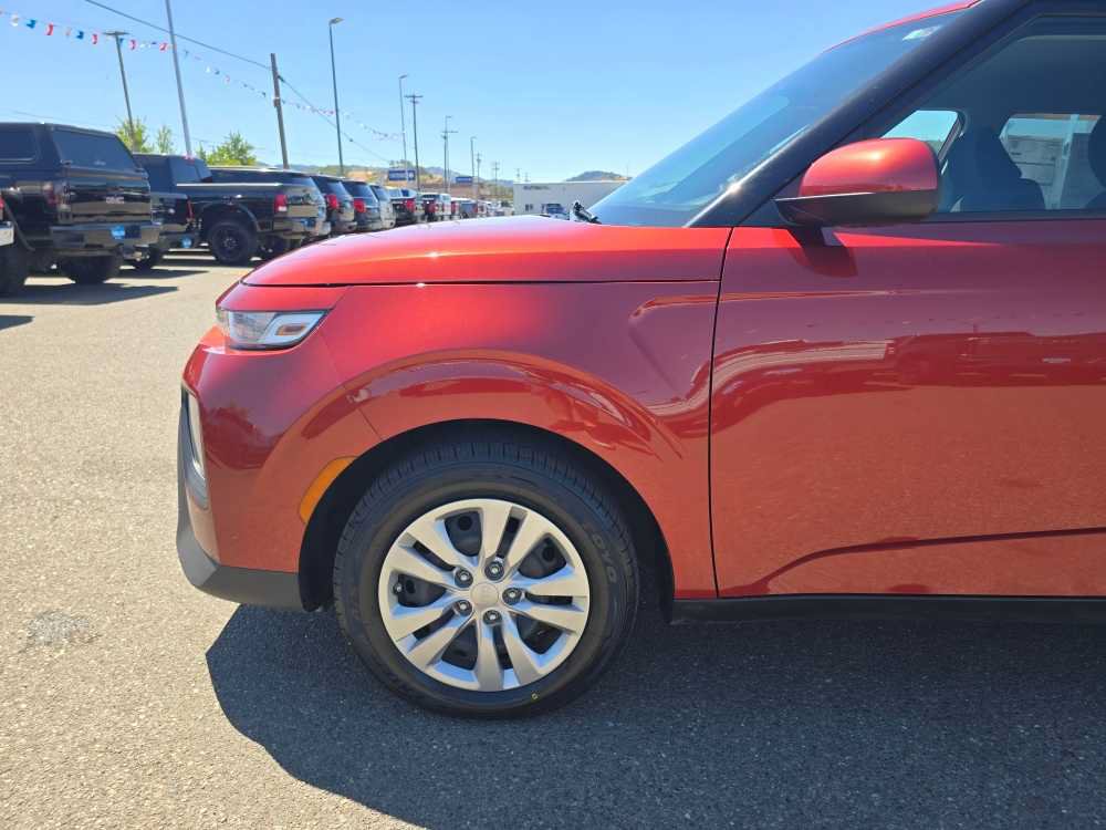 Used 2021 Kia Soul LX FWD image 18