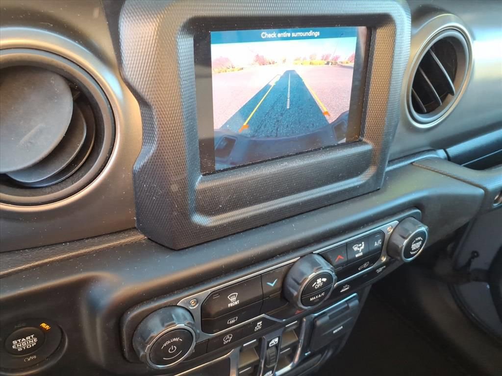 Used 2023 Jeep Gladiator Sport image 38