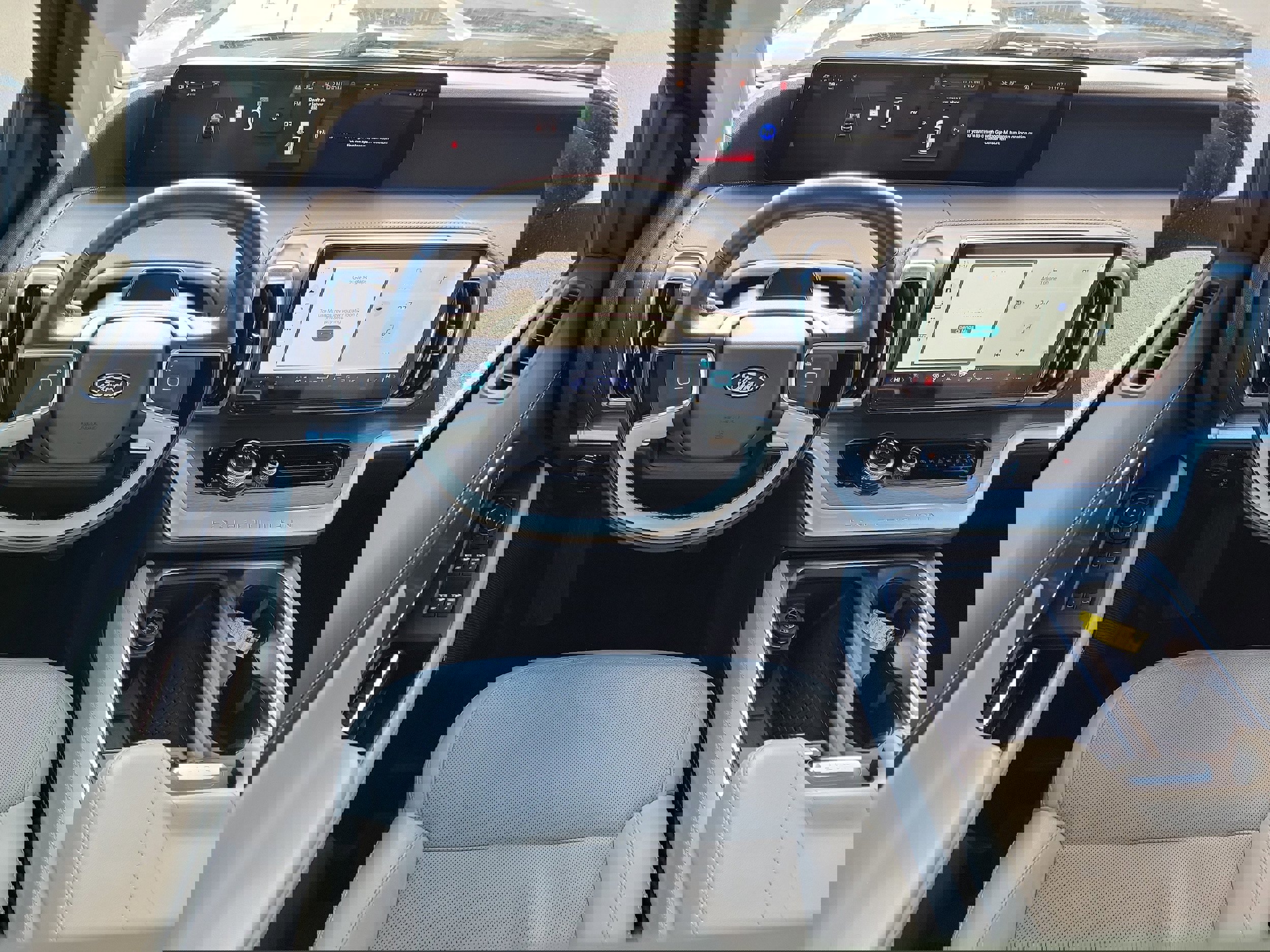 Certified 2025 Ford Expedition Max Platinum image 17