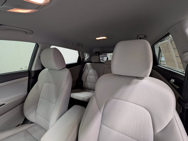 Used 2021 Hyundai Tucson Sport FWD image 14