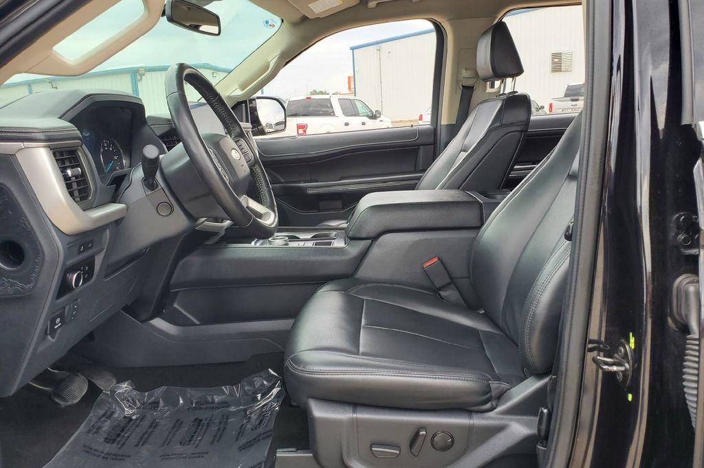 Certified 2024 Ford Expedition Max XLT RWD image 4