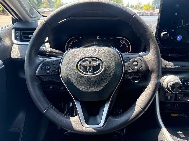Used 2025 Toyota RAV4 XLE Premium w/ Weather Package AWD/4WD image 20