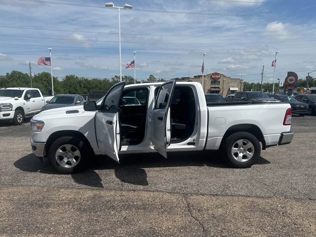 Used 2024 RAM 1500 Big Horn AWD/4WD image 4