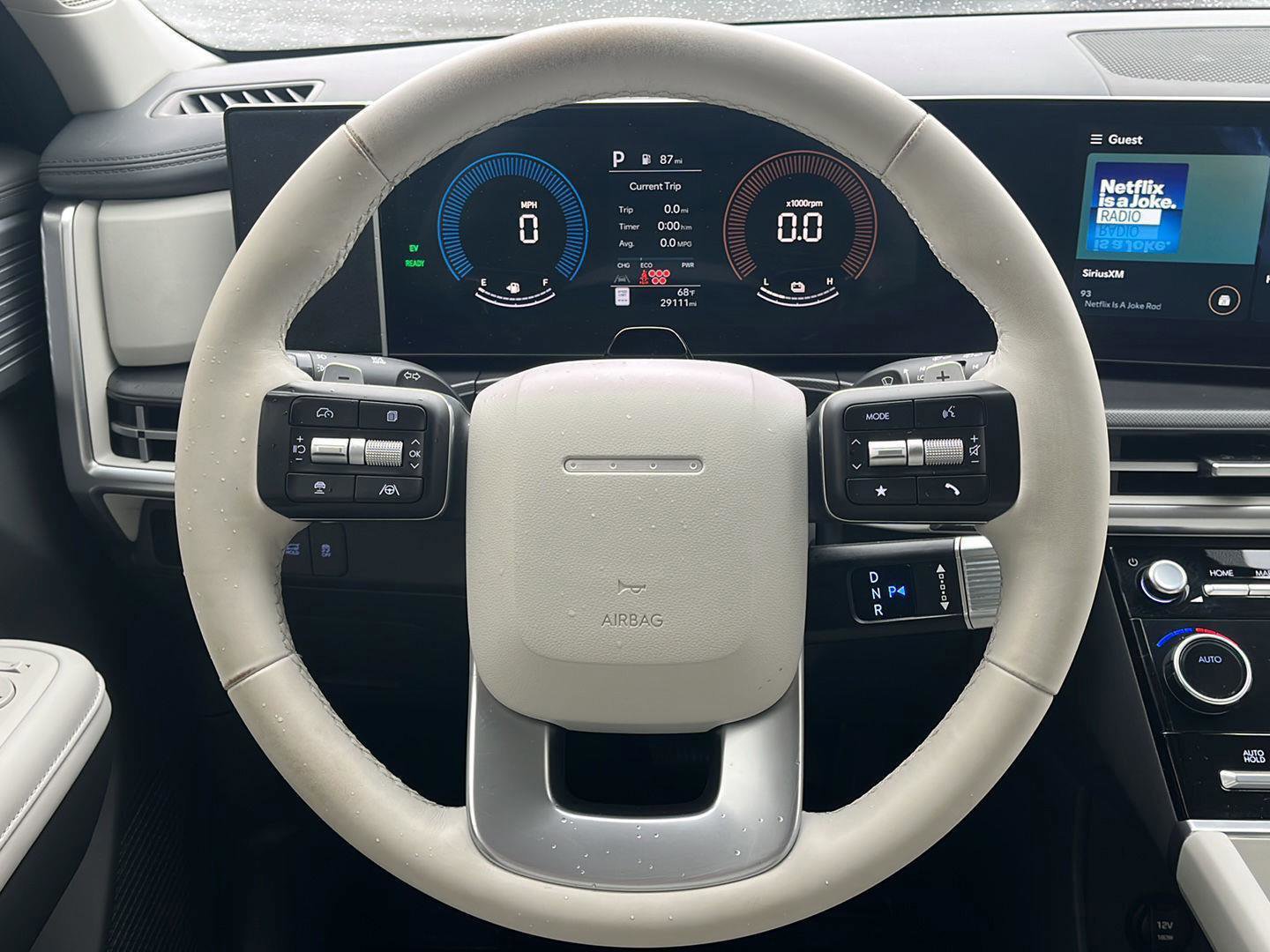 Used 2025 Hyundai Santa Fe SEL image 21