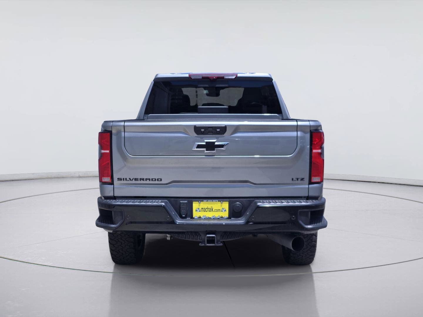 Used 2025 Chevrolet Silverado 2500 LTZ w/ LTZ Plus Package AWD/4WD image 7