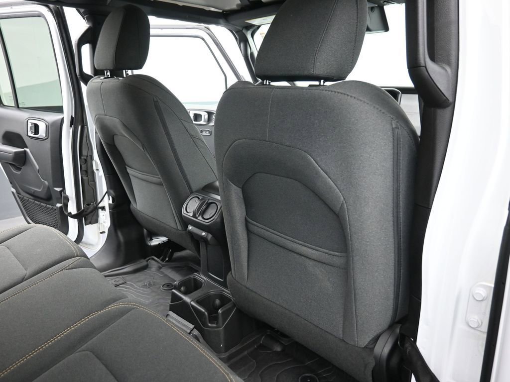 Used 2025 Jeep Wrangler Unlimited Sport AWD/4WD image 10