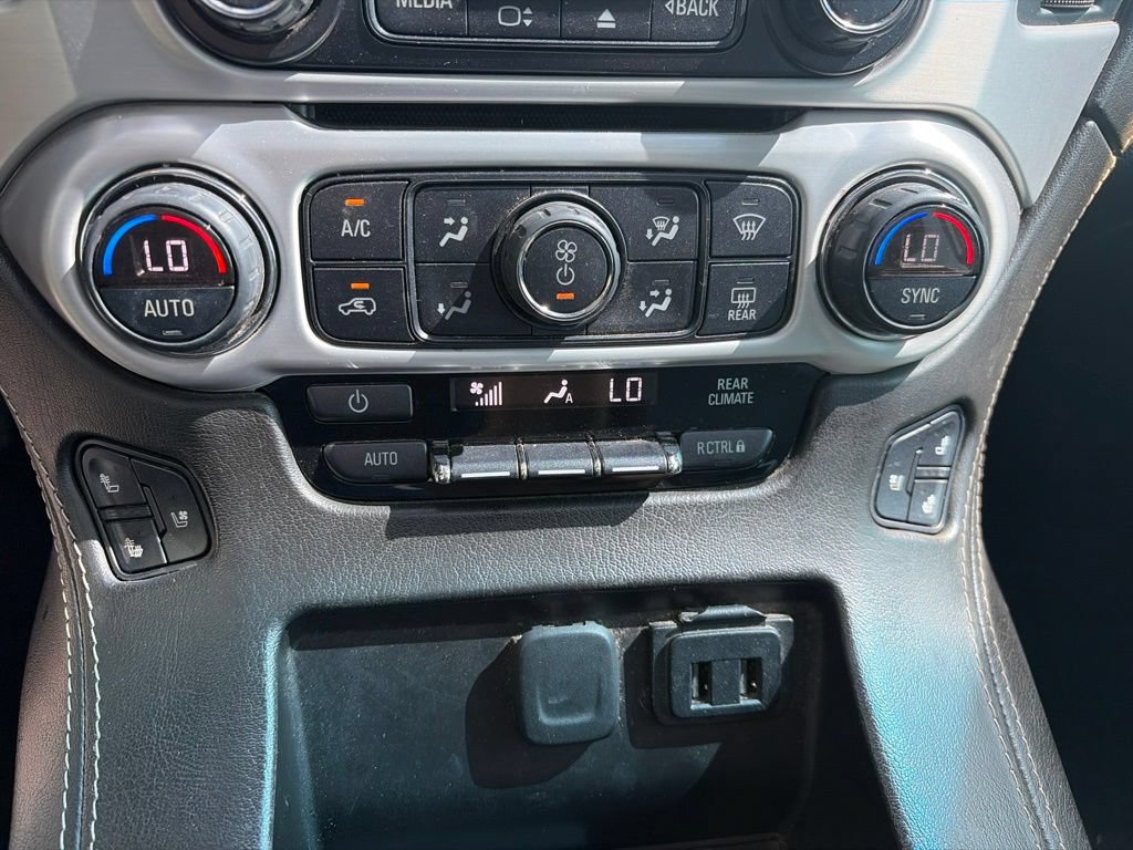 Used 2020 GMC Yukon XL SLT AWD/4WD image 26