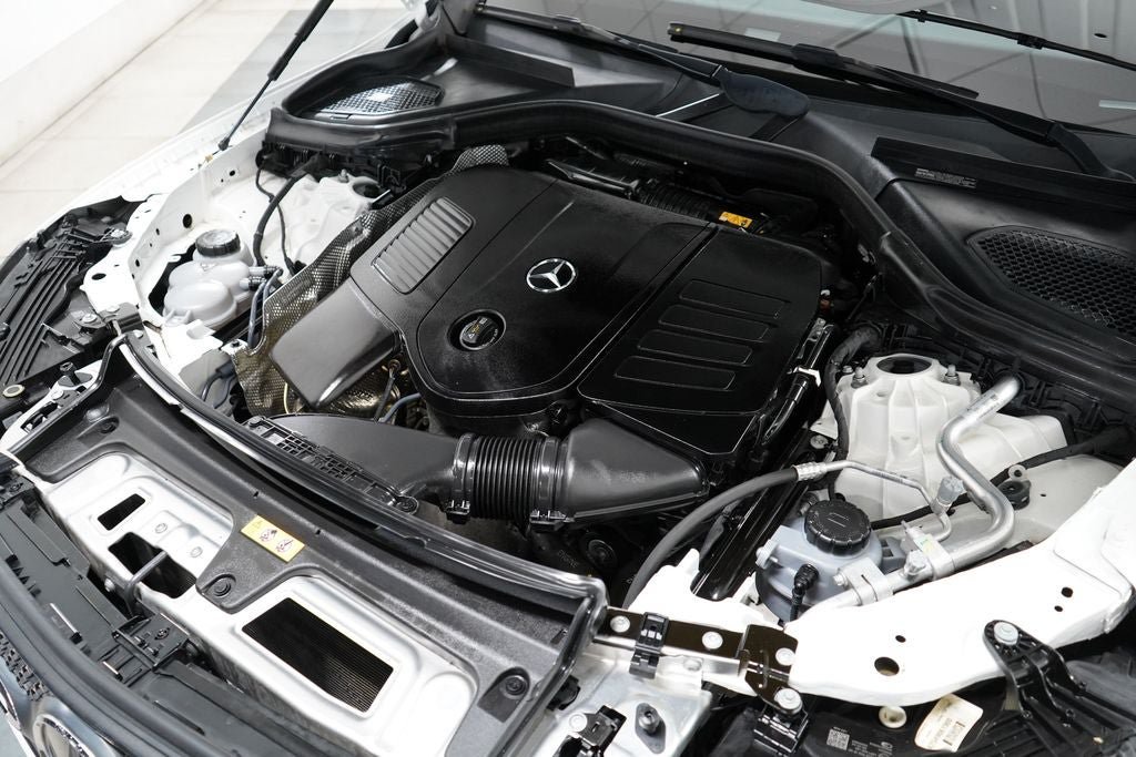 Used 2024 Mercedes-Benz GLC 300 4MATIC w/ AMG Line image 26