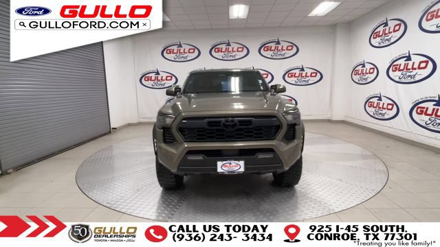 Used 2024 Toyota Tacoma TRD Off-Road AWD/4WD image 3